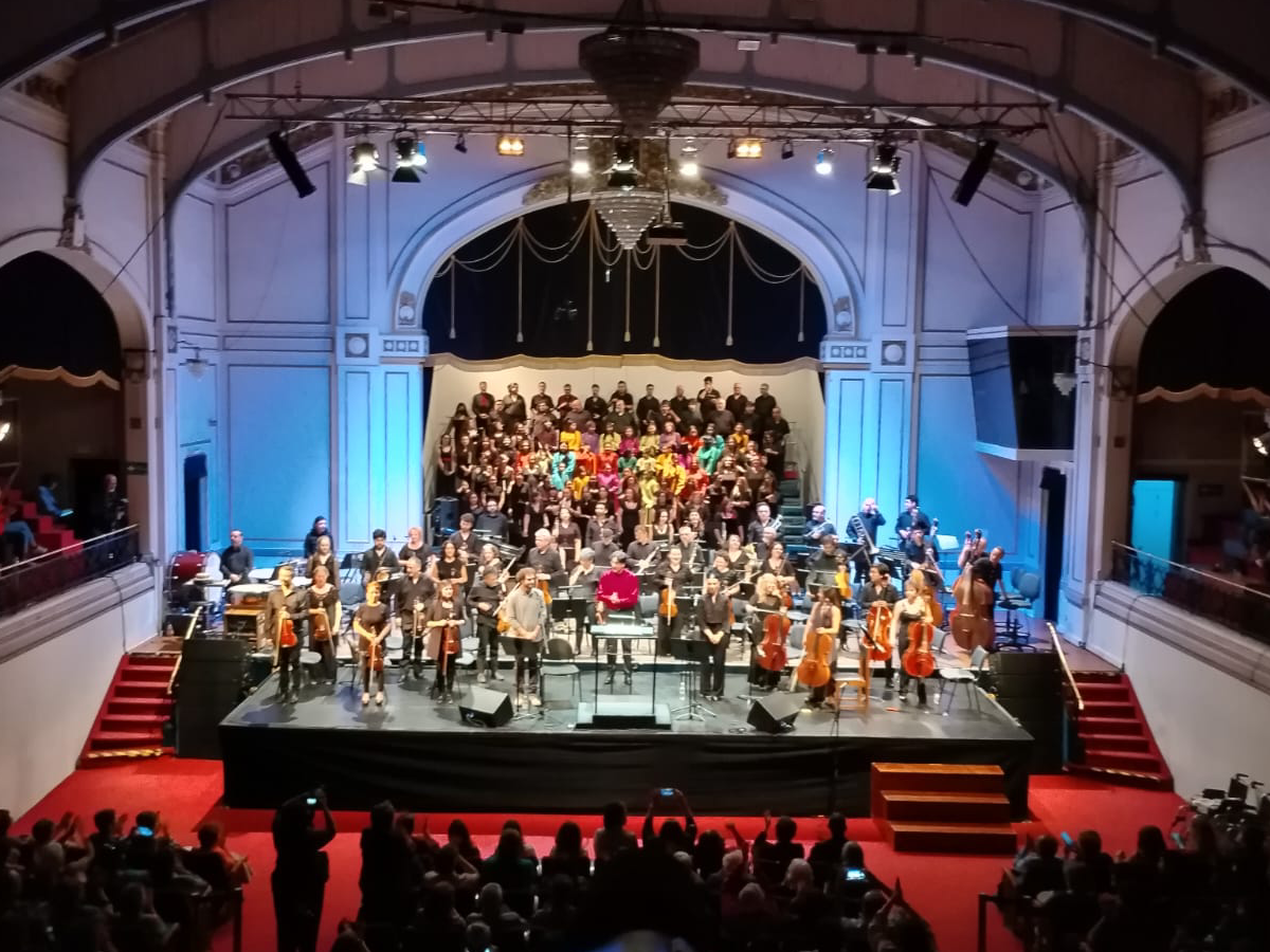 Una obra abierta: el nuevo cuerpo sonoro de Víctor Jara